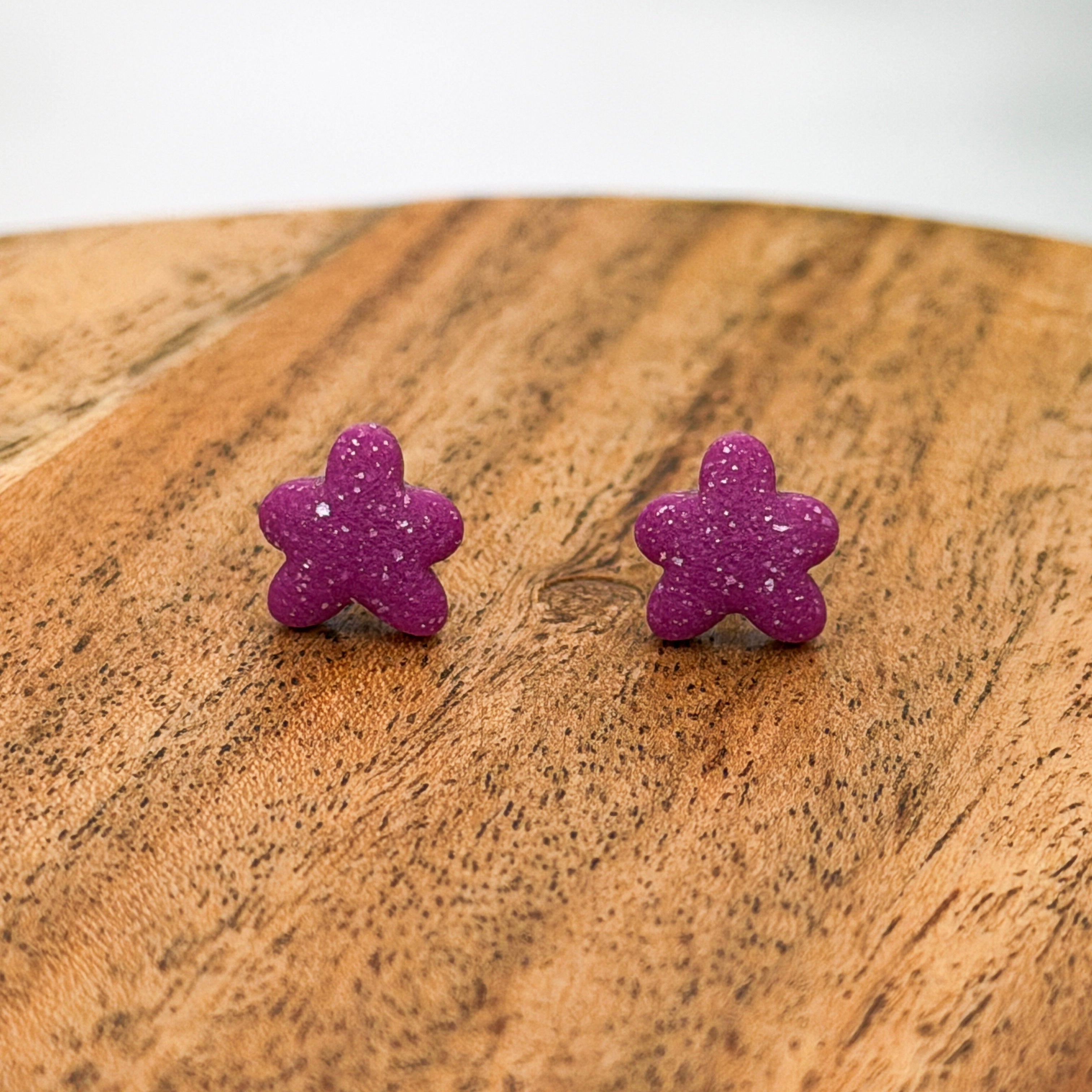 Delia Studs