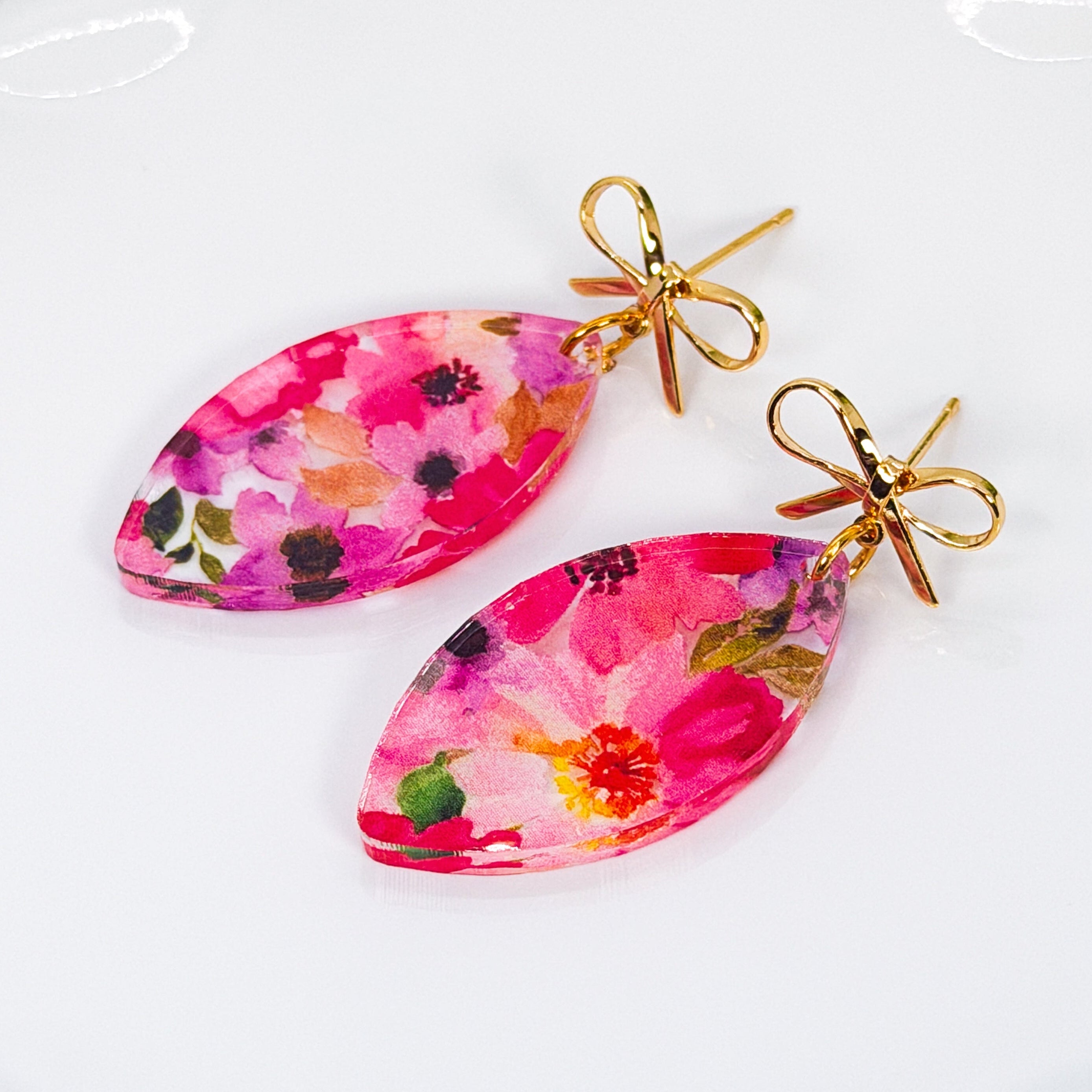 Ophelia Dangles