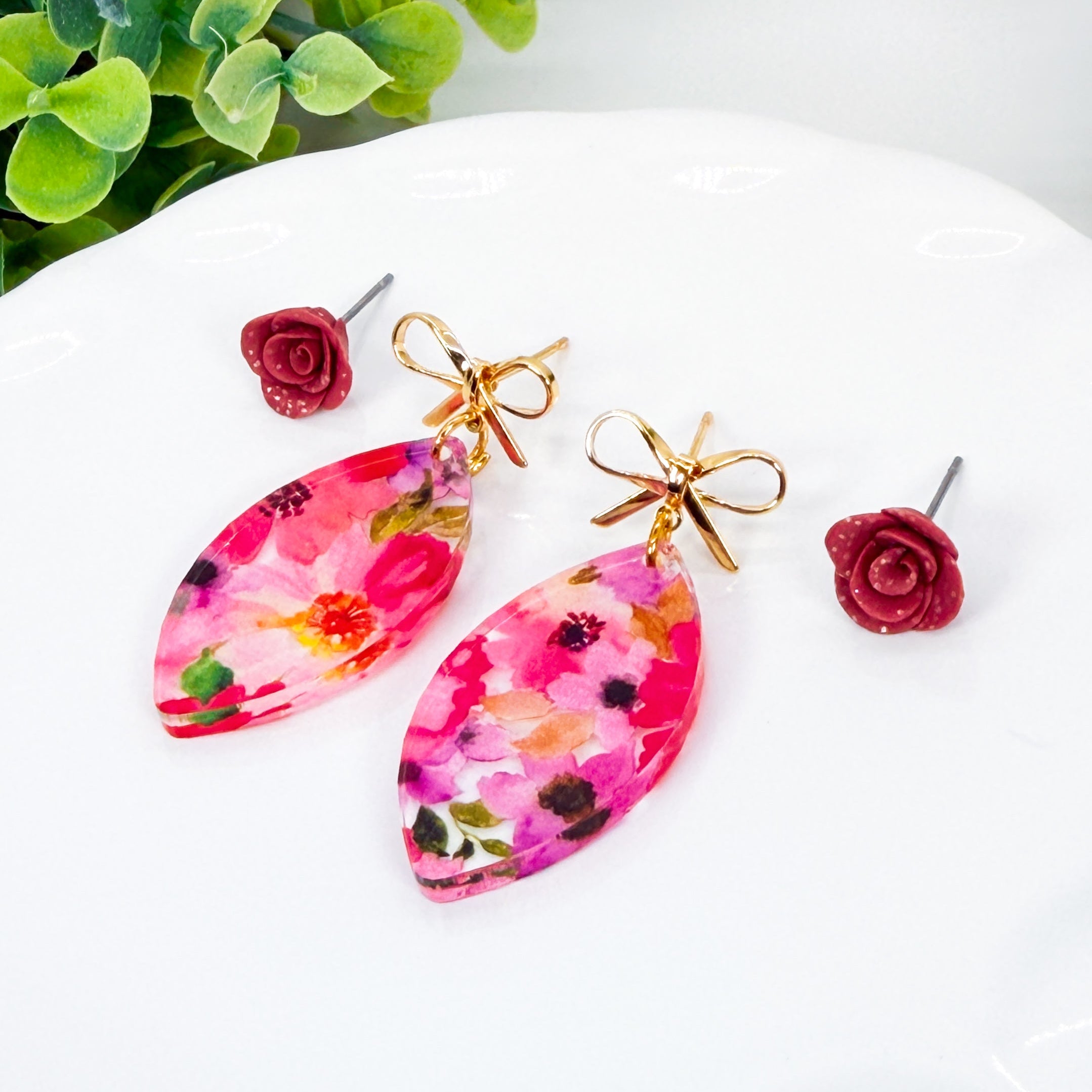 Ophelia Dangles