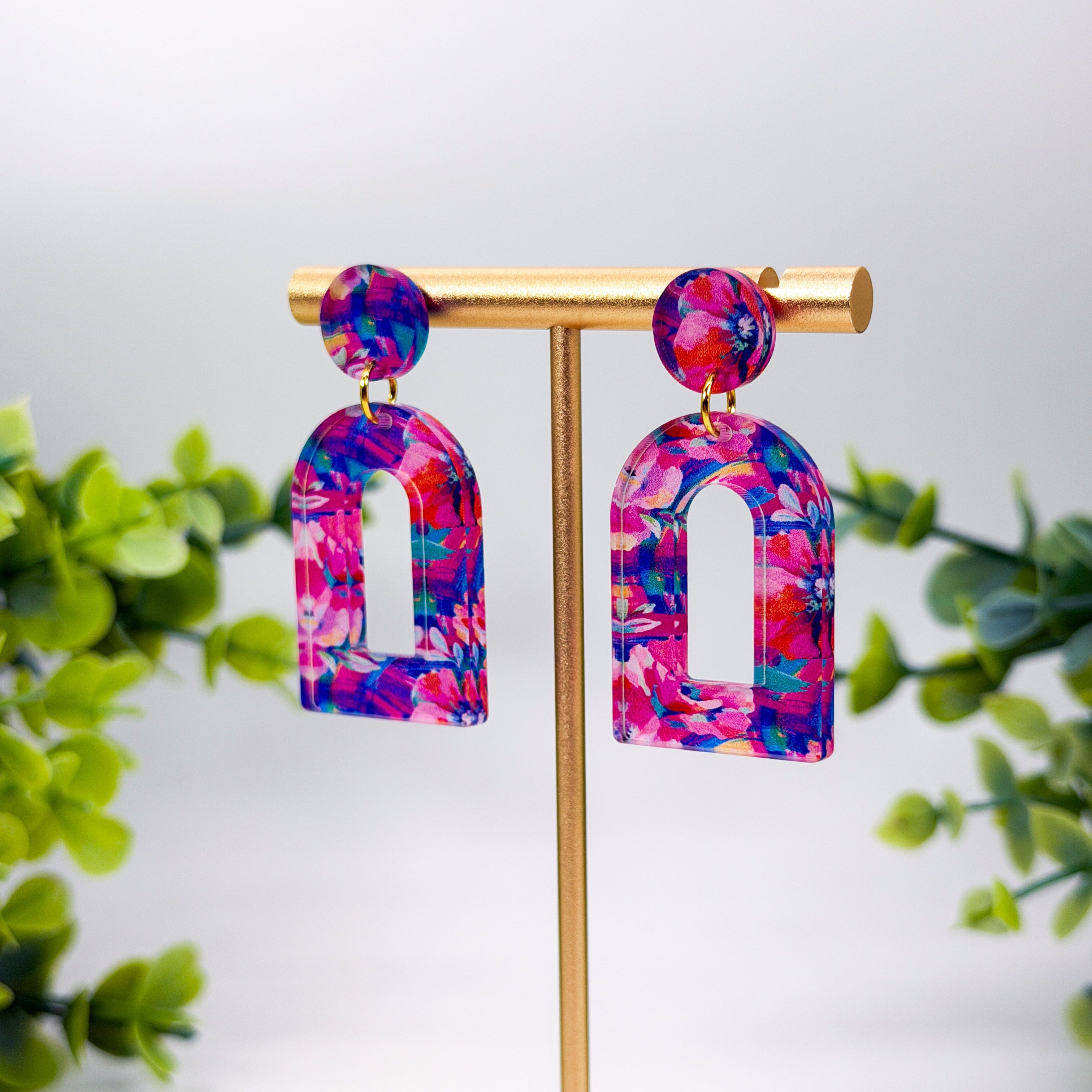 Tamia Dangles