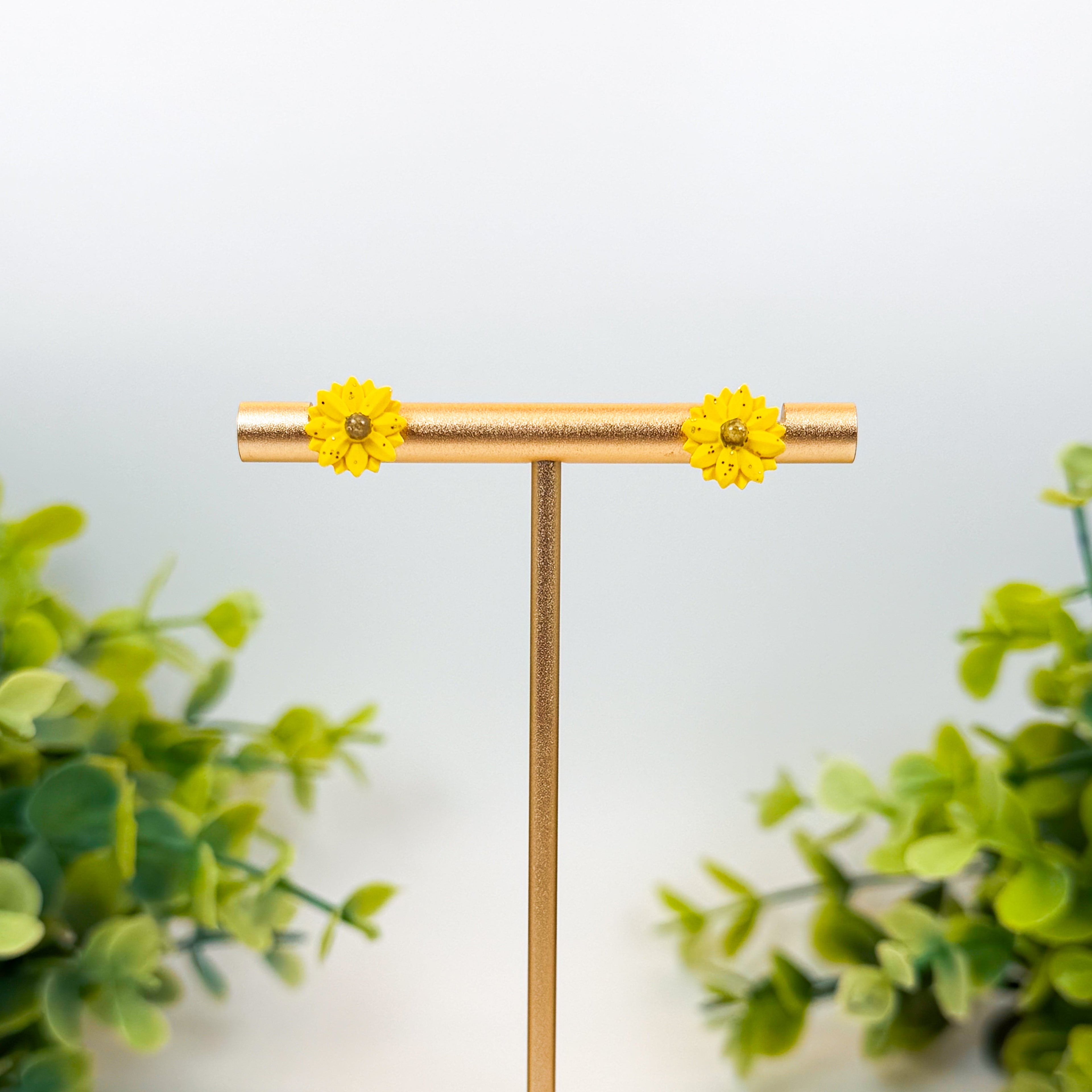 Marmalade Black Eyed Susan Studs