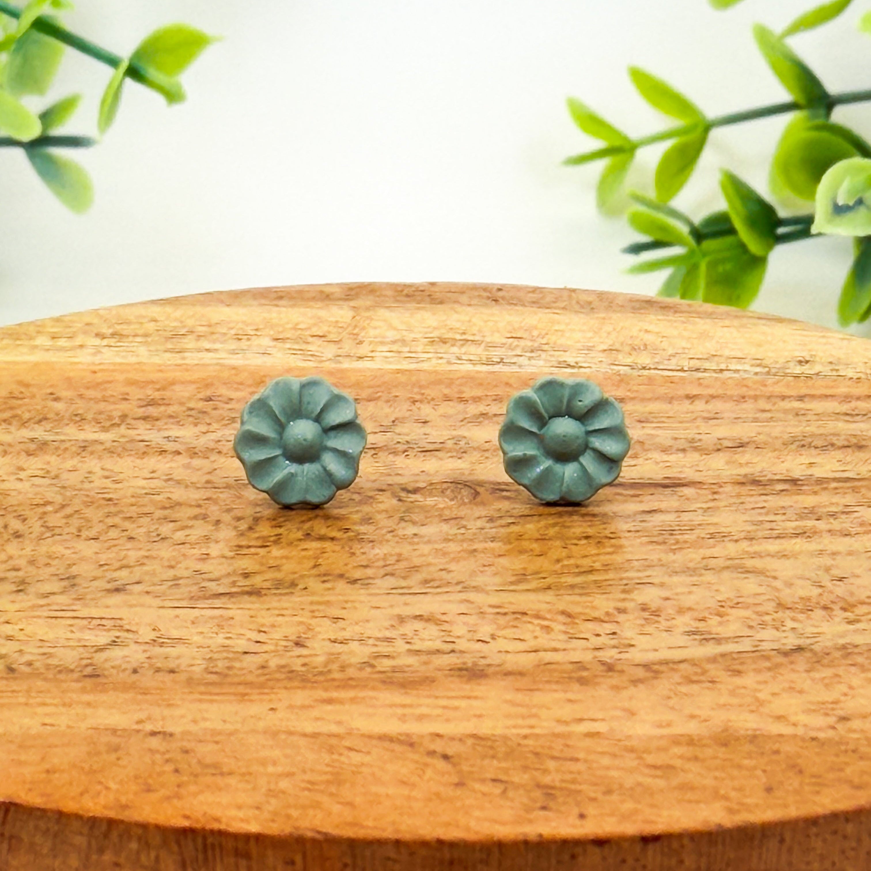 Primrose Studs