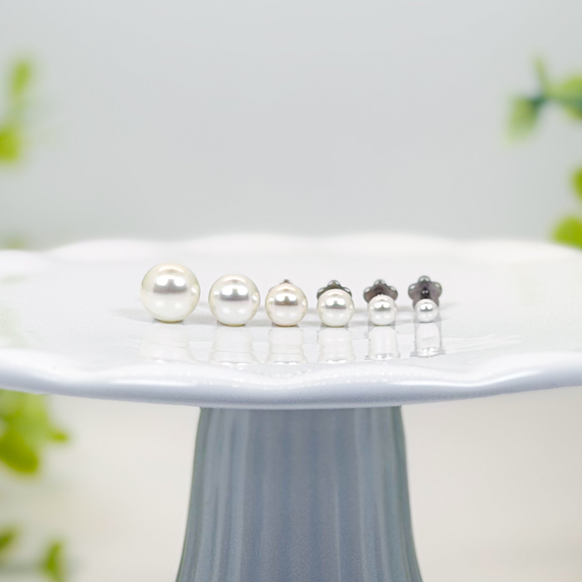 Flat Back Pearl Stud Pack