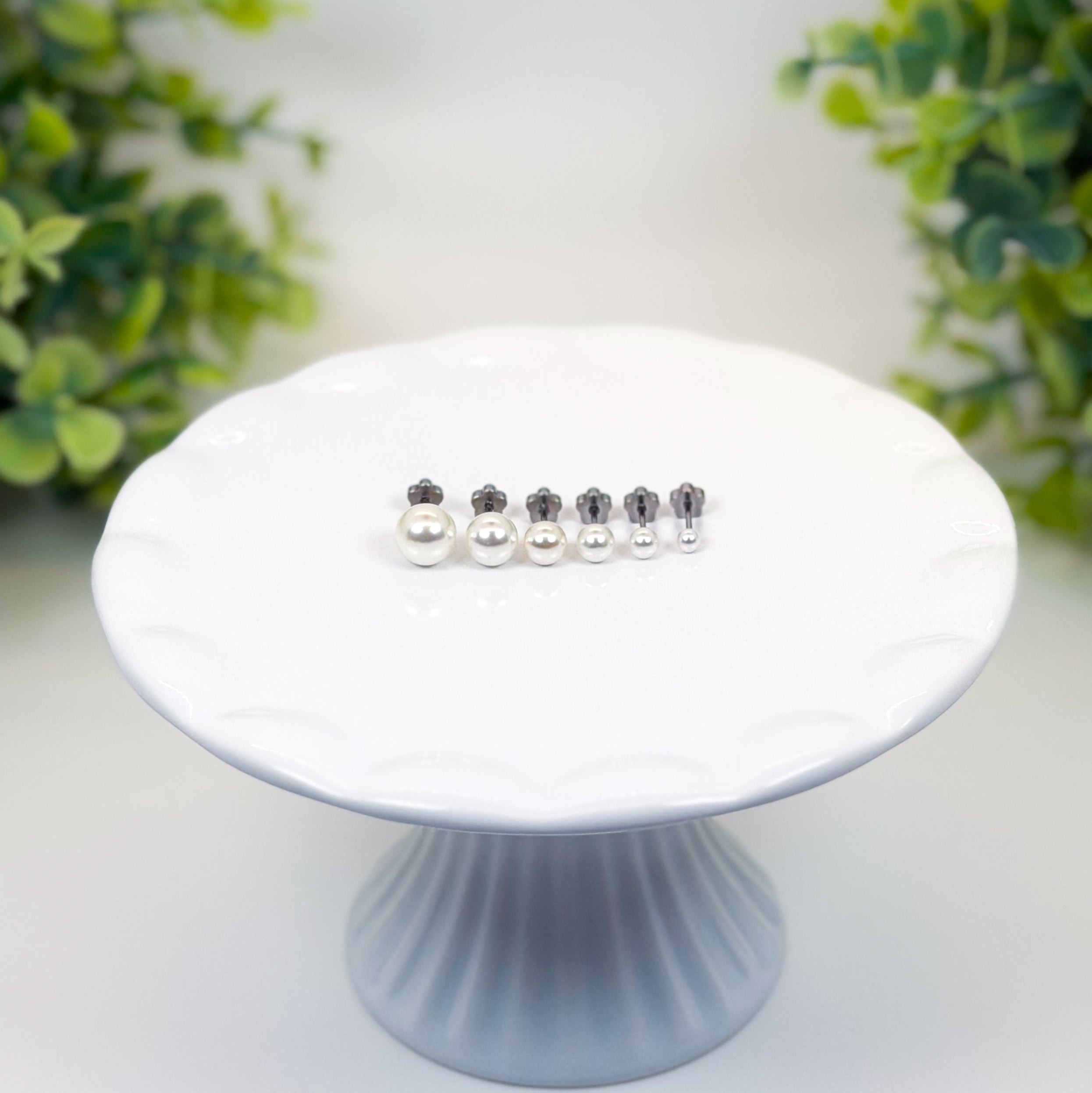 Flat Back Pearl Stud Pack