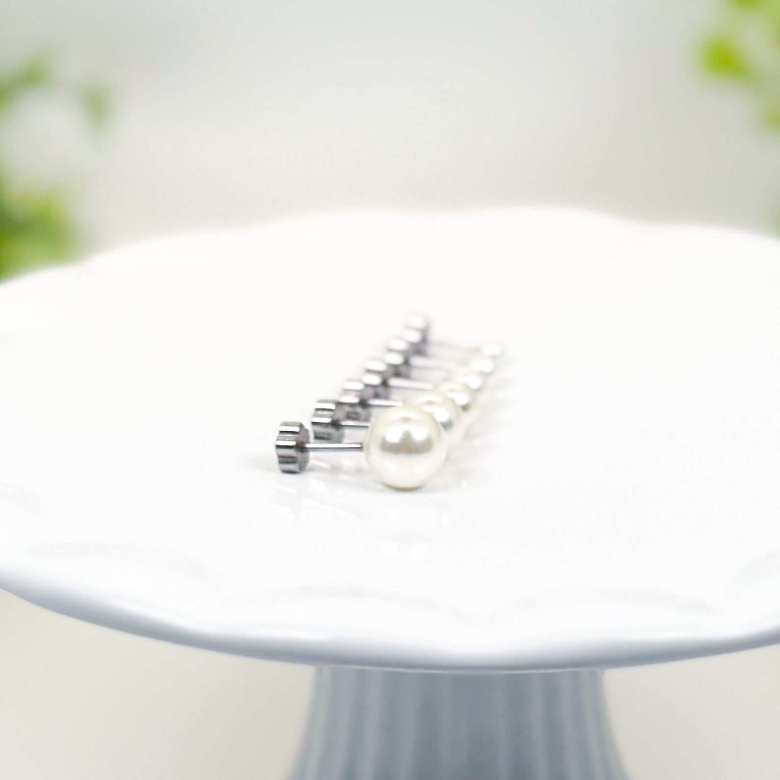 Flat Back Pearl Stud Pack